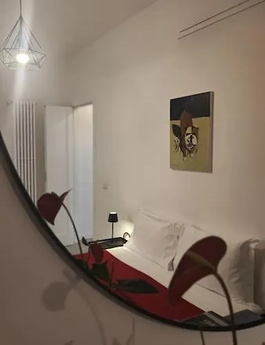 Samdom's Station Termini Apartment