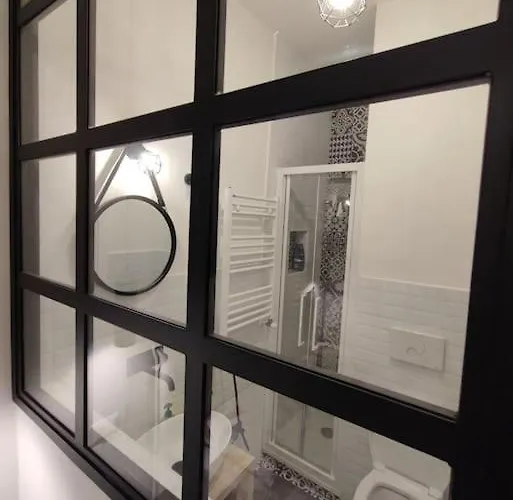 Samdom's Station Termini Apartment Rom