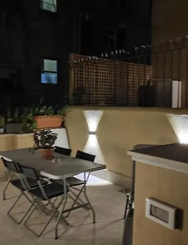 Samdom's Station Termini Apartment *